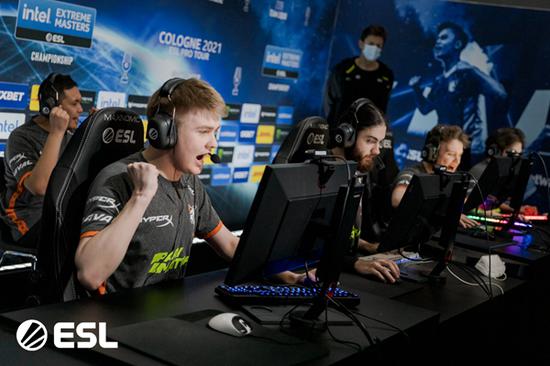 法院判决有偿转让游戏账号行为构成盗窃